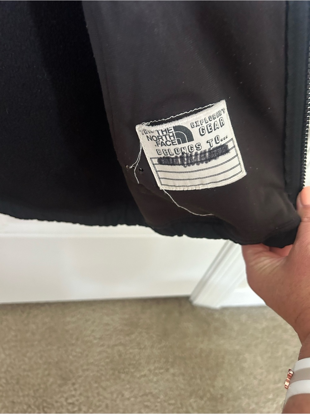 The North Face Kids' Black Fleece Jacket-XS - Picture 5 of 7